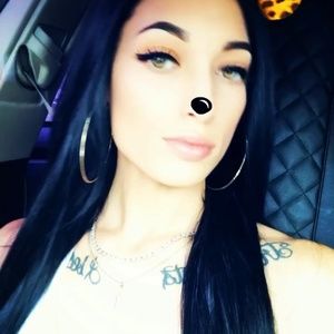 Meet your Posher, Yvonne